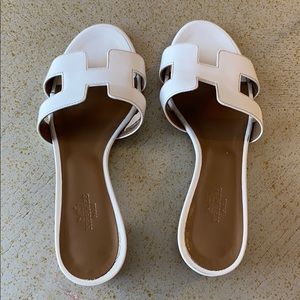 Hermès oasis sandals
